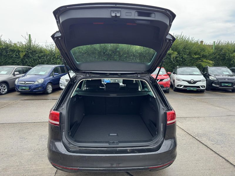 Volkswagen Passat - fotka 7 z 7