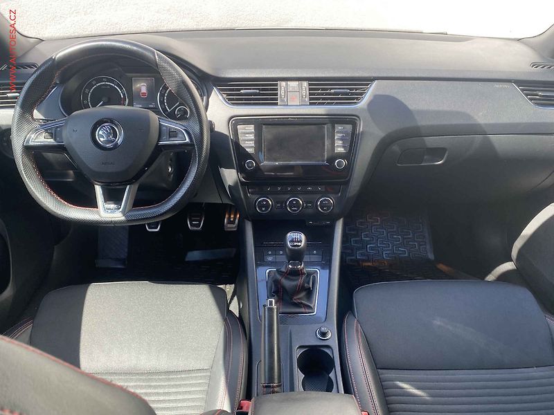 Škoda Octavia (2016) 2.0 TSi, RS Challange, bixen - fotka 8 z 20