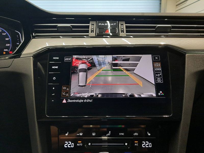 Volkswagen Passat Variant (2023) Business 2.0 TDI (110kW/150k) - fotka 19 z 30