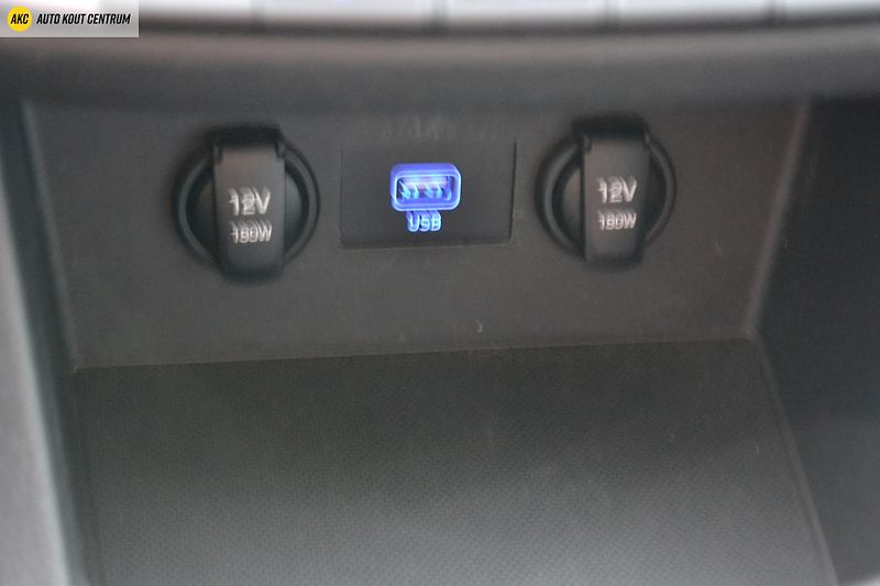 Hyundai i30 WG 1,5I MT COMFORT ALU16 - fotka 22 z 44