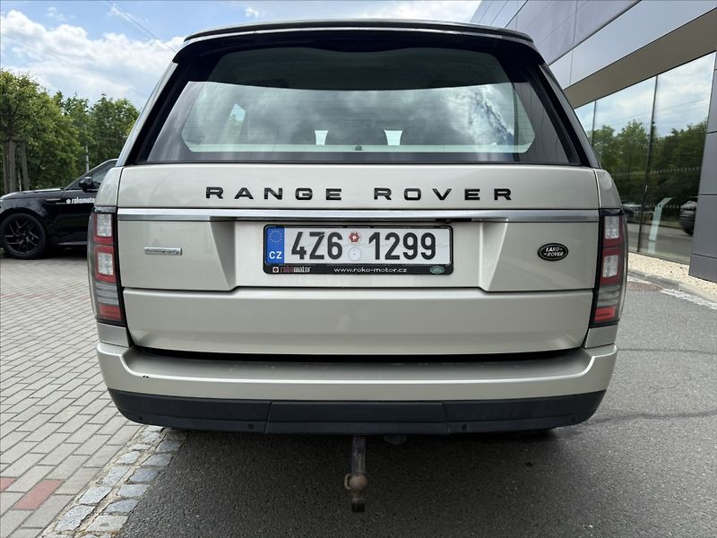 Land Rover Range Rover 4,4 AUTOBIOGRAPHY SDV8 - fotka 9 z 23