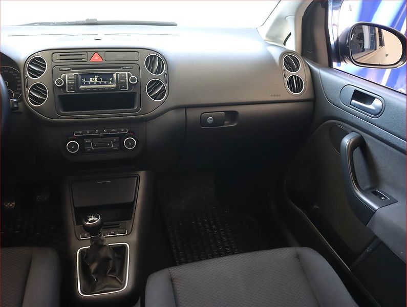 Volkswagen Golf Plus (2011) 1.6 TDI, Park. senzory - fotka 8 z 15