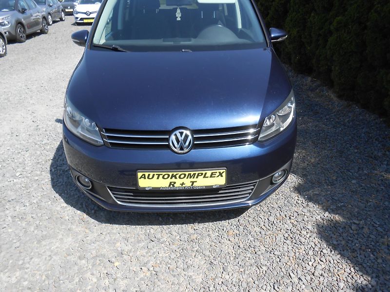 Volkswagen Touran 1.6TDi, NAVI,7Míst!!! - fotka 12 z 43