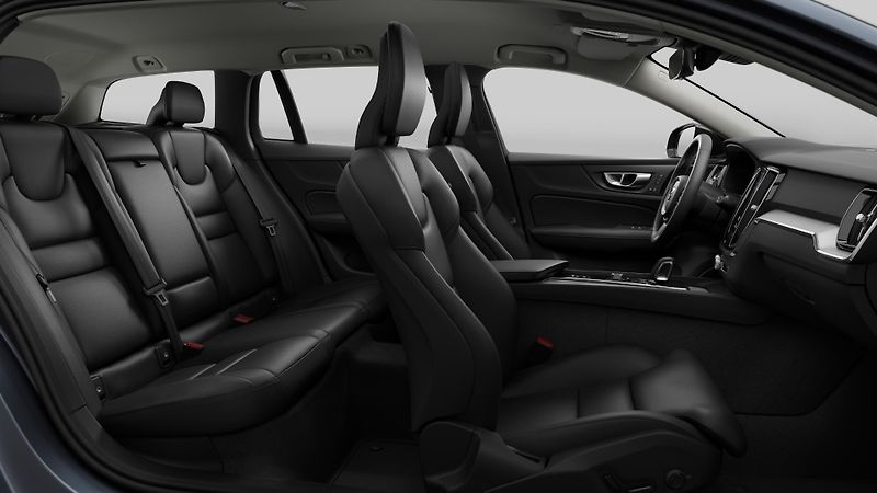 Volvo V60 (2026) B4 AUT DARK PLUS - fotka 4 z 10