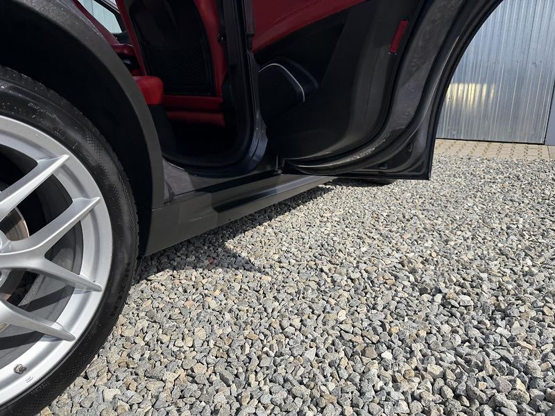 Alfa Romeo Stelvio 2.2JTDM Q4 4x4 210PS VELOCE 1A - fotka 118 z 167