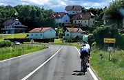 Cyklistické hvězdy Pogačar a Roglič evidentně ovlivnily Slovince. Cyklistů jsme potkali na tamních cestách poměrně dost
