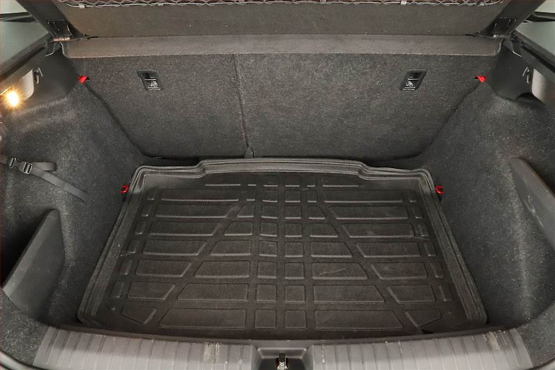 Škoda Kamiq (2020) Style 1.0 TSI, Tempomat - fotka 12 z 13