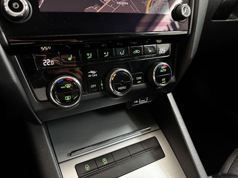 Škoda Octavia (2018) AMB 1.6 TDI - DSG - fotka 14 z 23