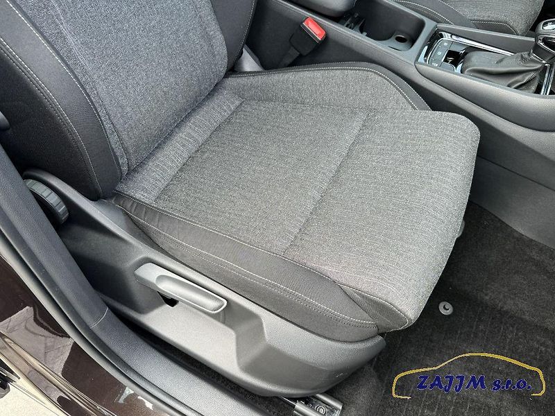 Škoda Karoq Style 1.5TSi 110kw DSG - fotka 37 z 43