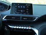 Peugeot 3008 (2017) Allure 1.6 BlueHDi, Automat - náhled 12