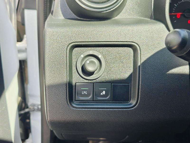 Dacia Duster (2021) 1,0 TCe 74 kW Prestige LPG - fotka 23 z 38