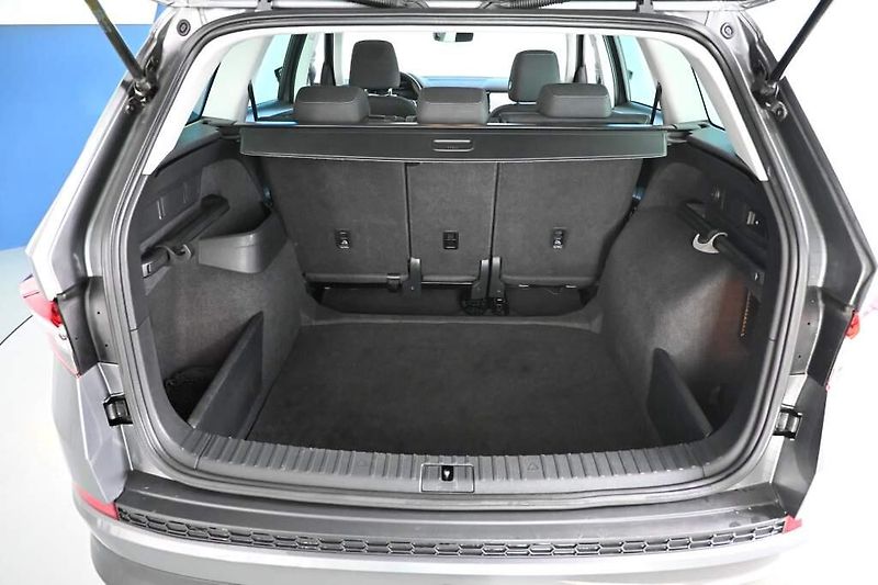 Škoda Kodiaq (2023) 2.0 4x4 LED DSG VIRTUAL Kamera - fotka 8 z 31