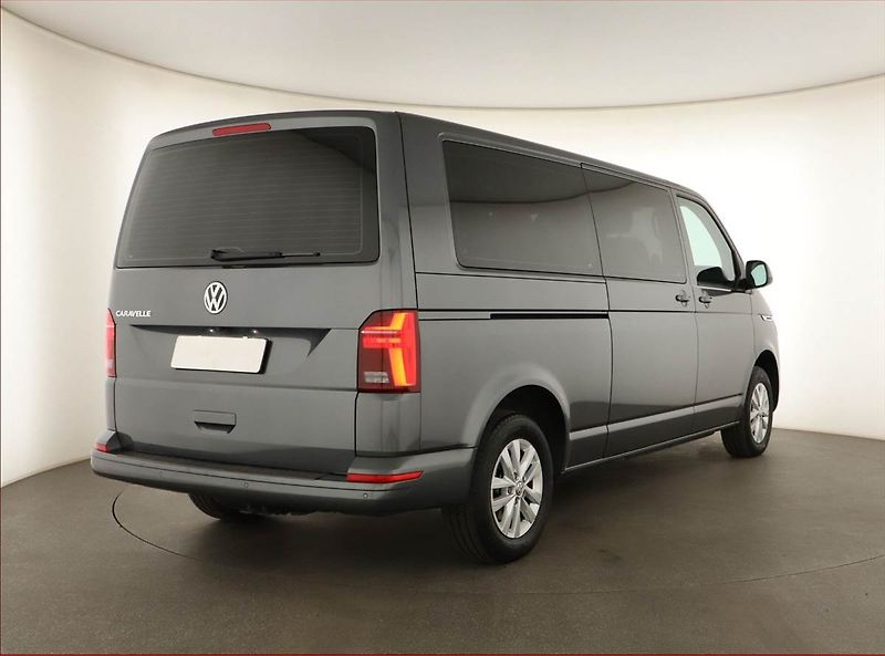 Volkswagen Caravelle (2022) Comfortline 2.0 TDI, ČR, DPH - fotka 5 z 19