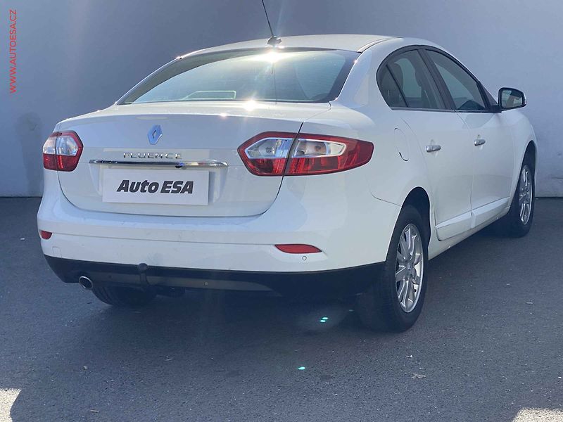 Renault Fluence (2012) 1.5dCi, ČR, Automat - fotka 4 z 18
