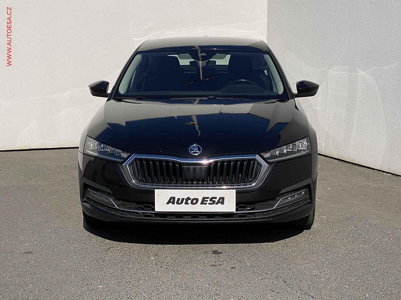 Škoda Octavia (2022) 2.0 TDi, 2.maj,ČR, Style - fotka 2 z 20