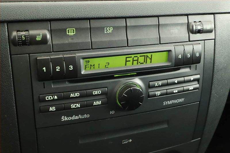 Škoda Fabia (2005) 1.4 16V, Tažné, jezdí výborně - fotka 8 z 14