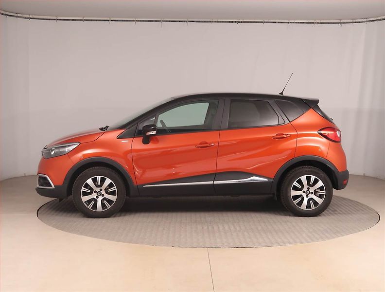 Renault Captur (2016) Limited 1.2 TCe, Serv.kniha - fotka 3 z 17