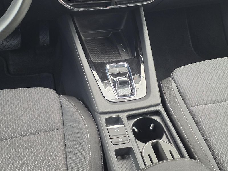 Škoda Octavia (2023) 2.0TDI DSG STYLE TAŽNÉ FULLLED - fotka 15 z 24