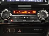 Mitsubishi L200 2,3 DI-D 127kW AT Instyle DPH - náhled 18