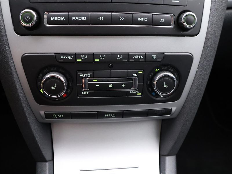 Škoda Octavia 1,4 TSI 90kW Elegance - fotka 18 z 28