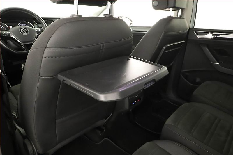 Volkswagen Touran (2020) Highline 2.0 TDI - fotka 17 z 21