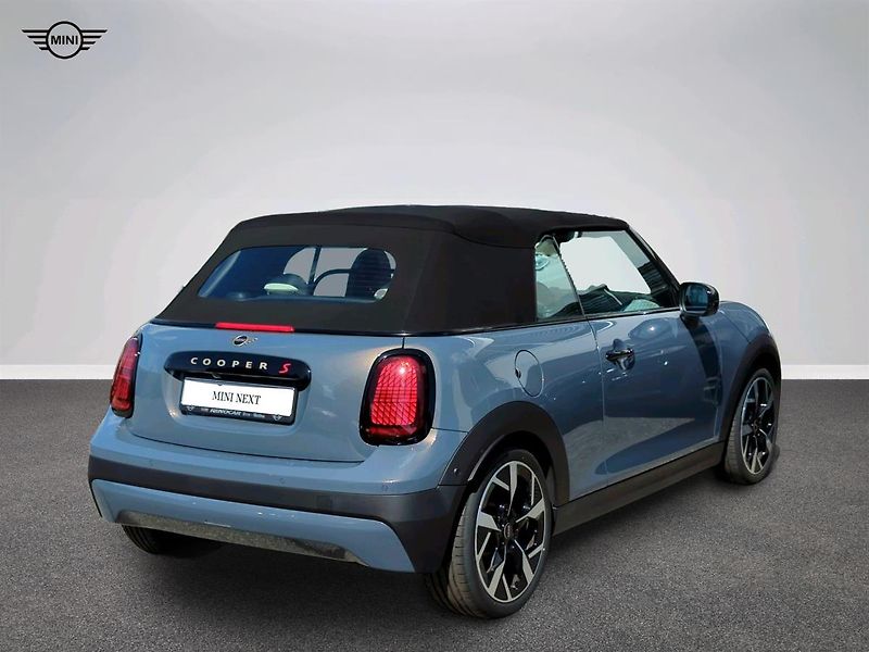 Mini Cooper Cabrio S - fotka 7 z 18