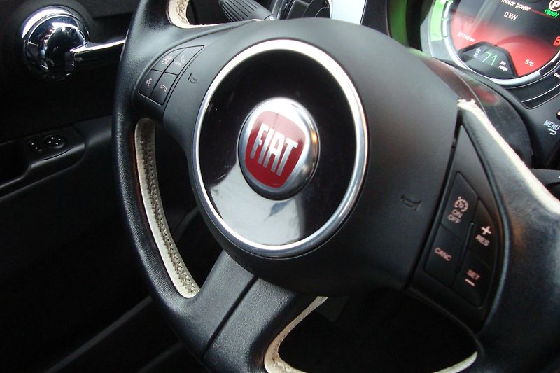 Fiat 500e (2017) - fotka 42 z 59