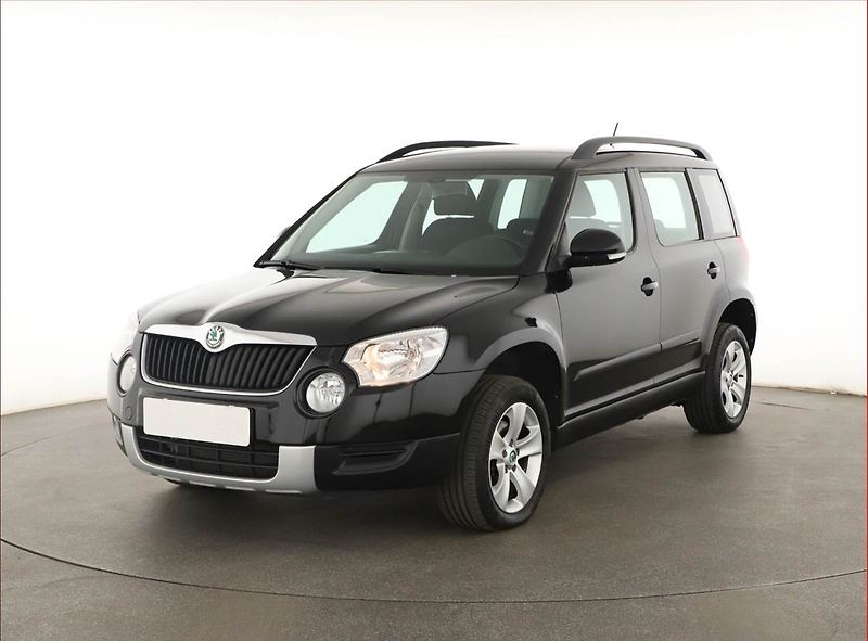 Škoda Yeti (2011) 1.8 TSI, 4X4, Park. senzory - fotka 2 z 12