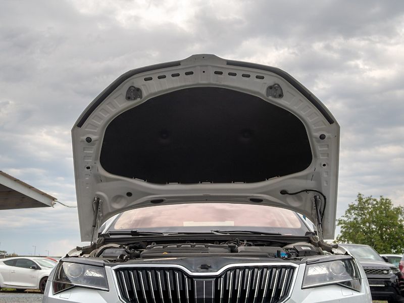 Škoda Superb (2017) 12/17 ČR 2.0TDI–LAURIN KLEMENT - fotka 55 z 59