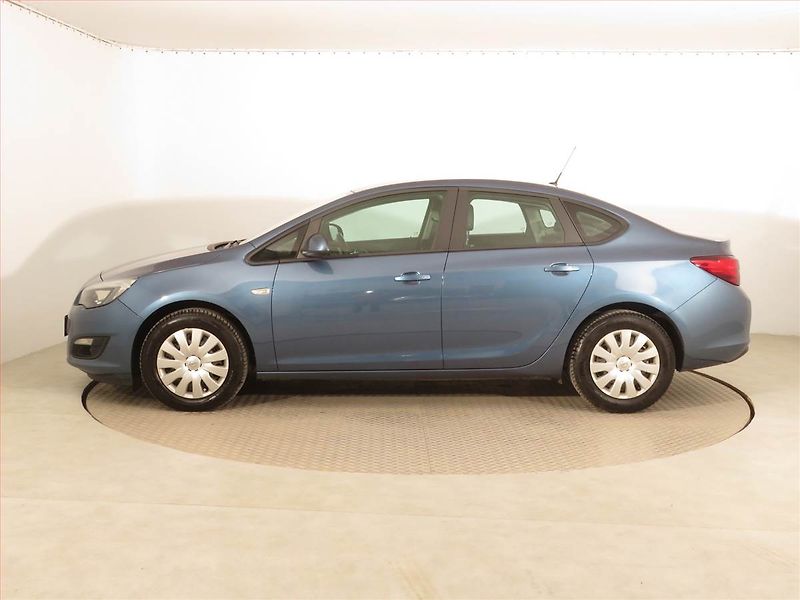 Opel Astra (2017) 1.6 CDTI, Serv.kniha, Tempomat - fotka 3 z 14