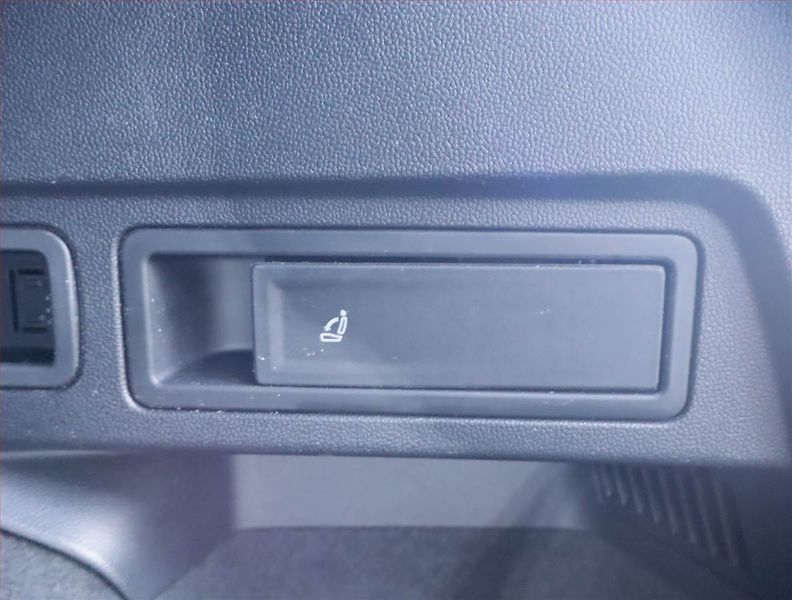 Volkswagen Tiguan Allspace (2022) R-Line 2.0 TDI - fotka 27 z 29