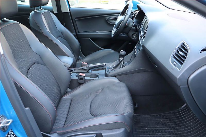 Seat Leon (2015) 1.8 TSI, Serv.kniha, Kůže - fotka 9 z 27