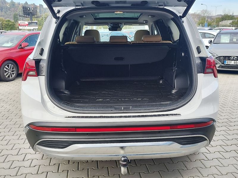 Hyundai Santa Fe 2.2 CRDI/148kW STL PRM PNM DCT - fotka 9 z 44