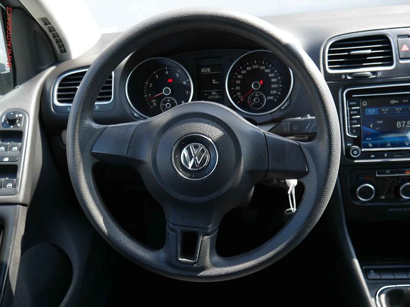 Volkswagen Golf (2012) 1.4 TSI Sport, AC, el. výbava - fotka 13 z 16