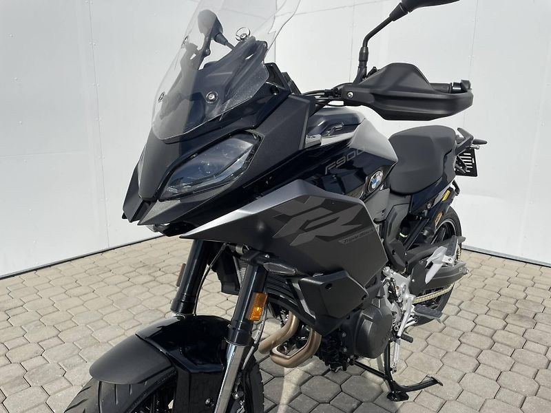 BMW F 900 XR - fotka 8 z 12