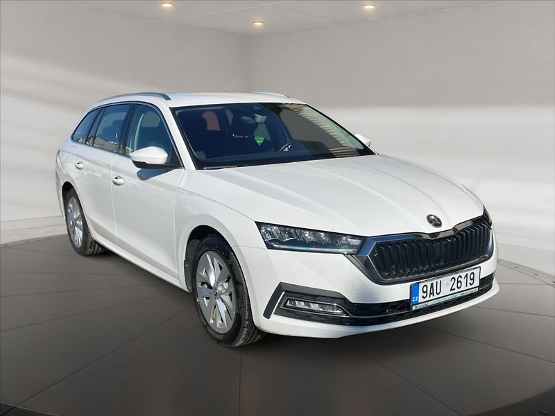Škoda Octavia 1,5 e-TEC 110 Style AT - fotka 1 z 11