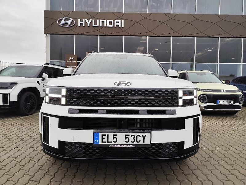 Hyundai Santa Fe (2025) 7S 1,6TGDI PHEV 4WD AT CALLIG  - fotka 2 z 10