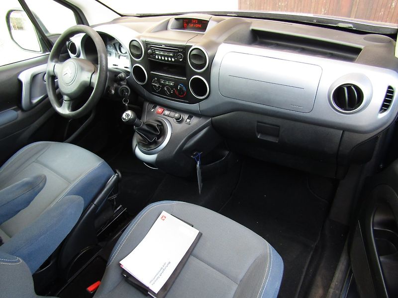 Citroën Berlingo (2009) 1.6 16V 66kW - fotka 14 z 37
