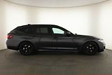 BMW Řada 5 (2023) 530d xDrive - náhled 6