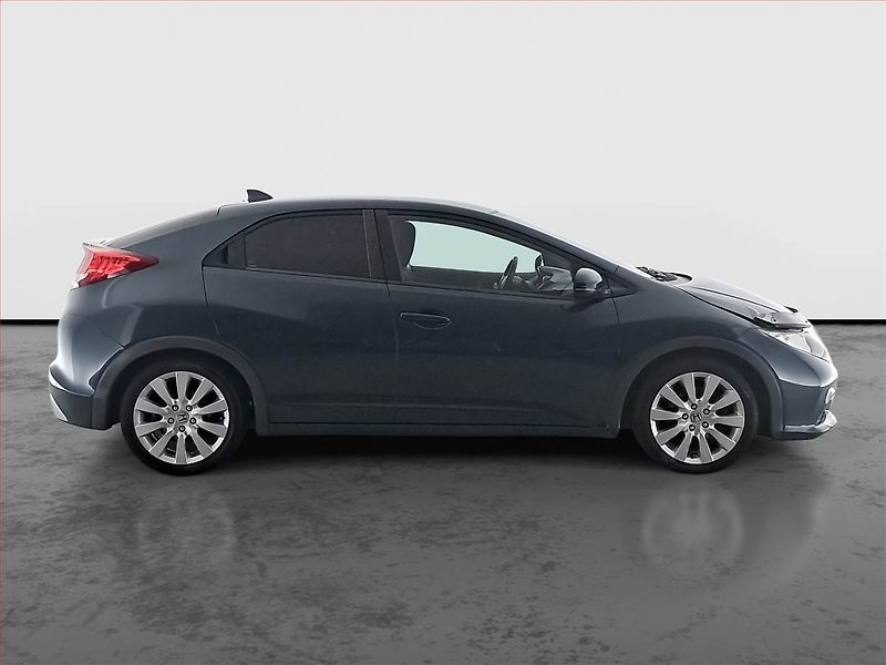 Honda Civic (2013) 1.8 i-VTEC, Serv.kniha - fotka 6 z 17