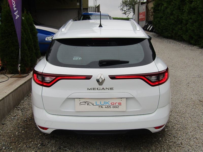 Renault Mégane (2019) 1.3 TCe  AUTOMAT - fotka 12 z 46