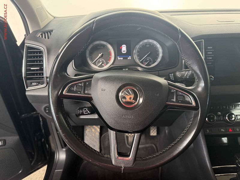 Škoda Karoq (2019) 1.5 TSi, Style, DSG, kůže, TZ - fotka 12 z 18