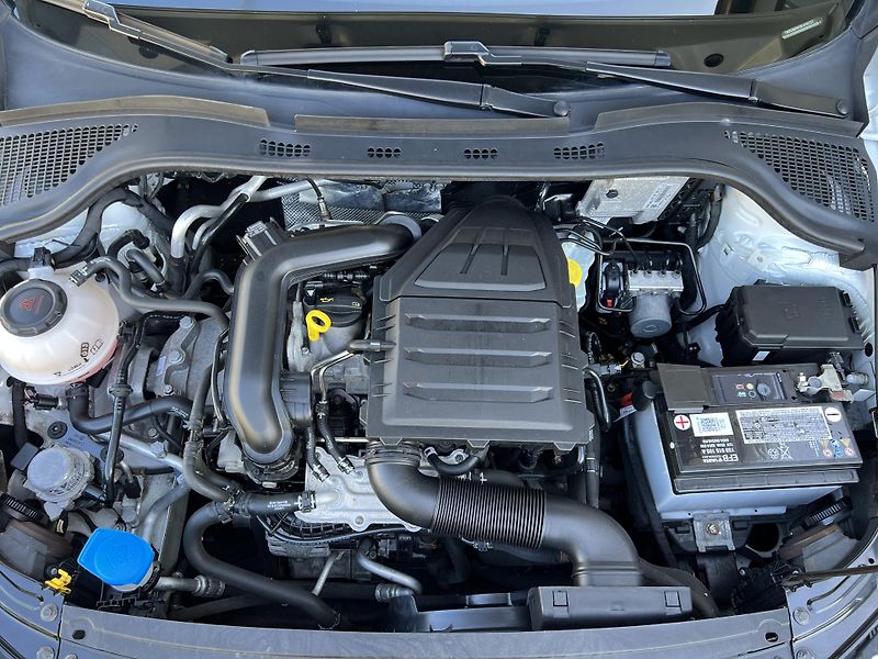 Škoda Rapid Spaceback 1.0TSi 81kw KAMERA - fotka 35 z 44