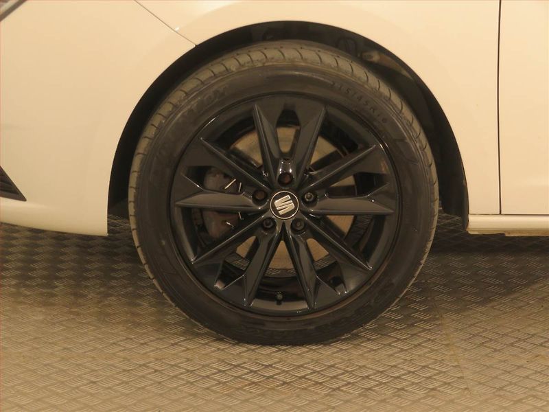 Seat Ibiza (2016) 1.0 TSI, Automat, Bi-Xenony - fotka 15 z 17