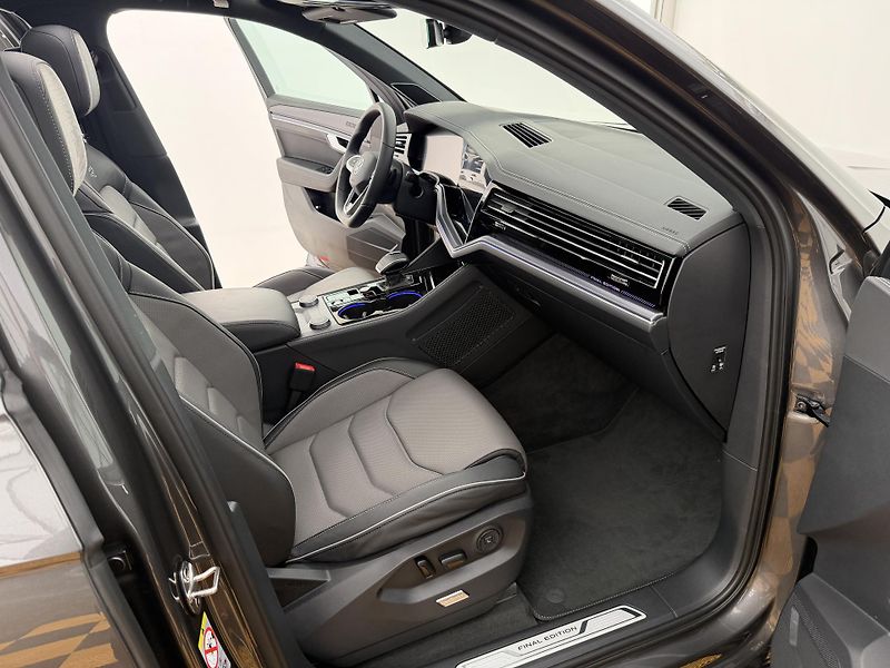 Volkswagen Touareg 3.0Tdi*210kw*DPH*Final-Edition - fotka 21 z 50