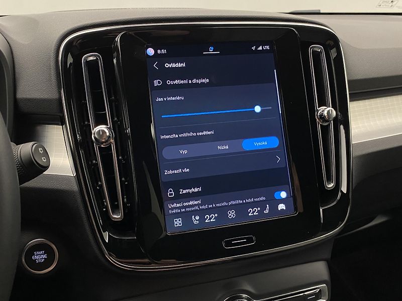 Volvo XC40 B4 DARK PLUS AUT  - fotka 46 z 56
