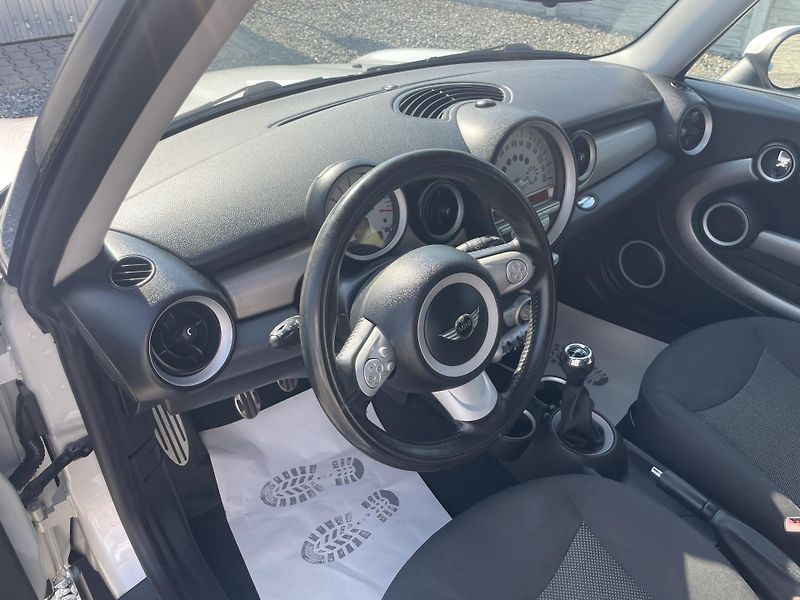 Mini Clubman 1.4i 95PS CLUBMAN 154TKM TOP!! - fotka 103 z 176