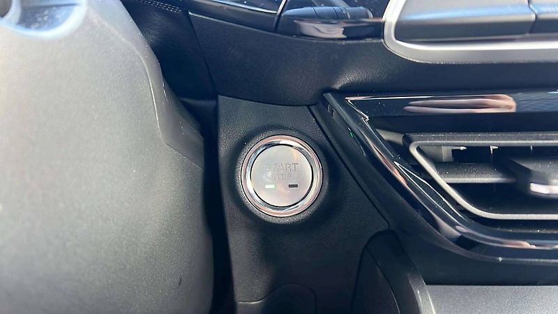 MG MG3 ELEGANCE MT5 1.5L HATCH (85kW) - fotka 24 z 40