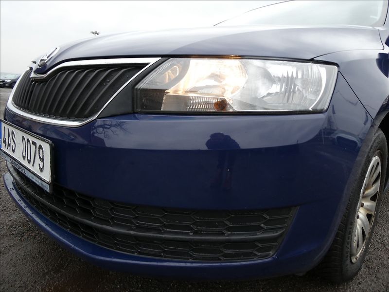 Škoda Rapid 1,6 TDi 66kW 2x kola,klima,ČR - fotka 4 z 37