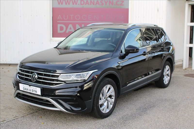 Volkswagen Tiguan 1,5 - fotka 1 z 4